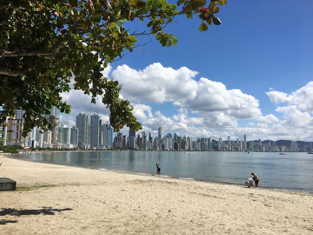 Apartamento Dante Tomio Balneario Camboriu Luaran gambar